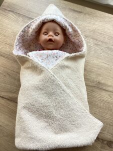 bad-wikkeldoek ecru- bloempje