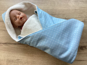 badwikkeldoek créme- babyblauw ster