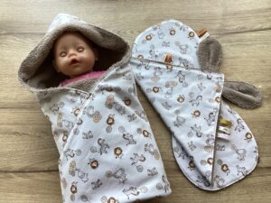 bad-wikkeldoek taupe- leeuwtje